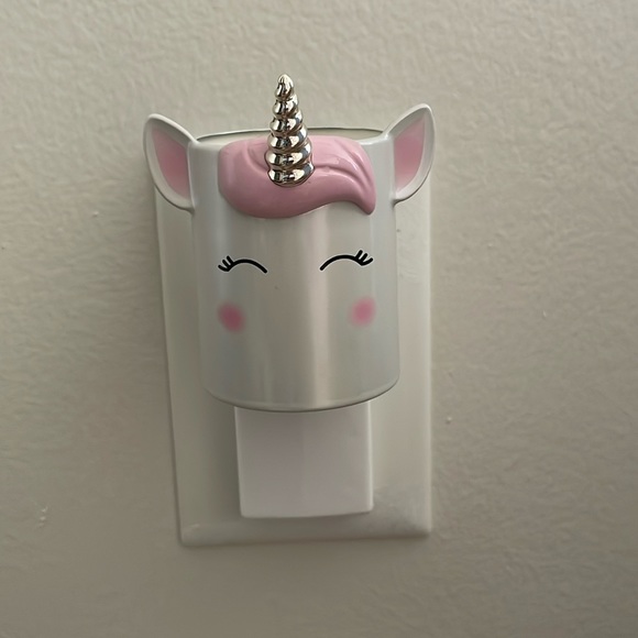 Unicorn wallflower holder - Picture 1 of 5
